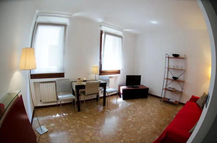 Carampane - Your Nice Flat Near Rialto Bridge Venesia Bagian luar foto